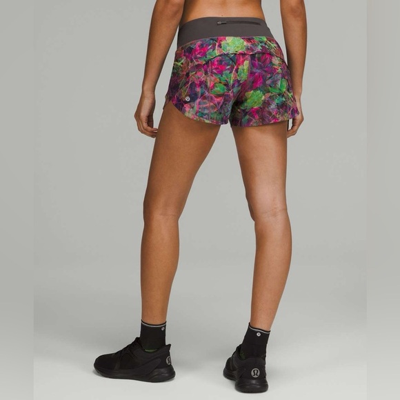 Lululemon Athletica purple and Green printed floral Shorts size 6 - Picture 2 of 8